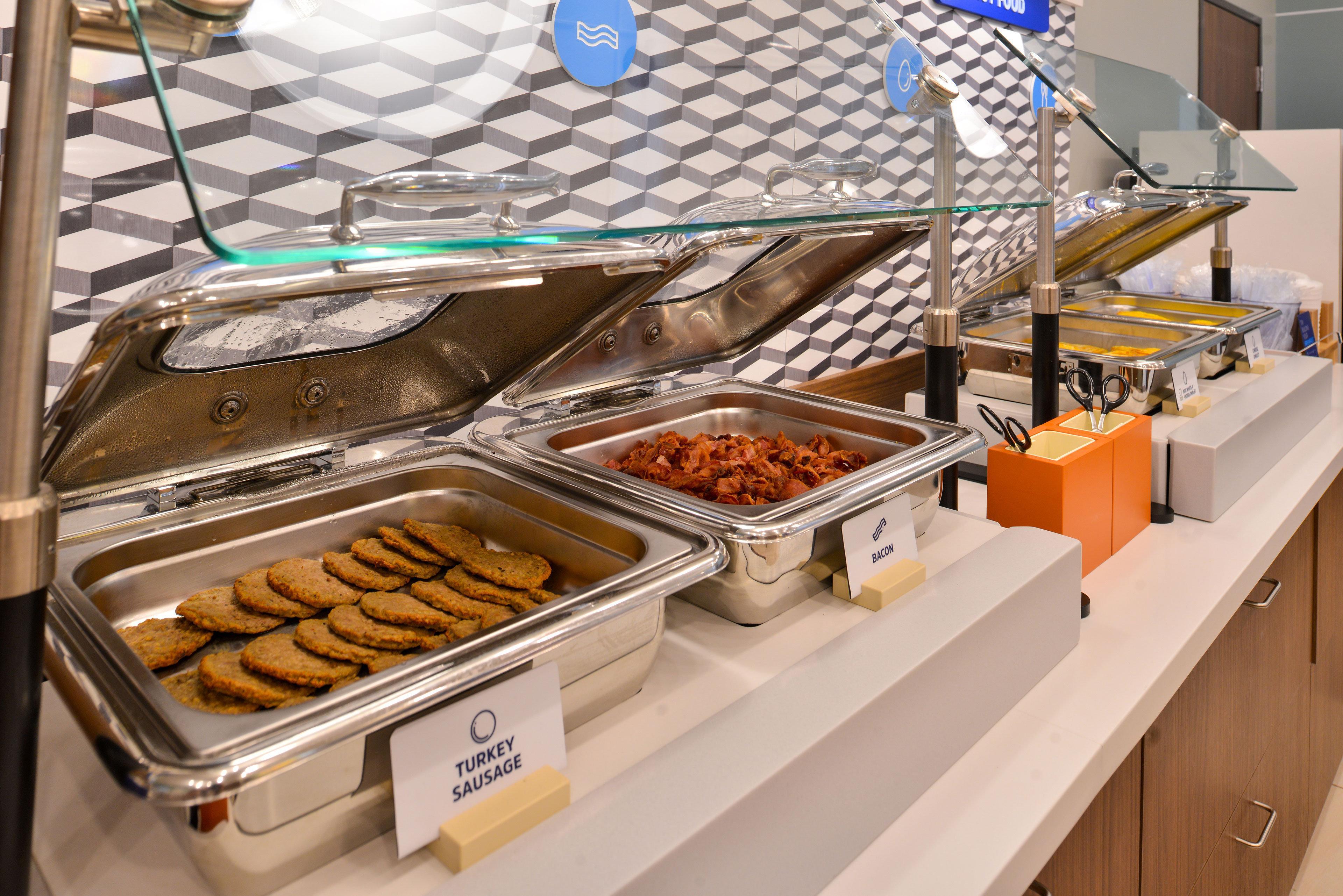 Holiday Inn Express Madison Ngoại thất bức ảnh